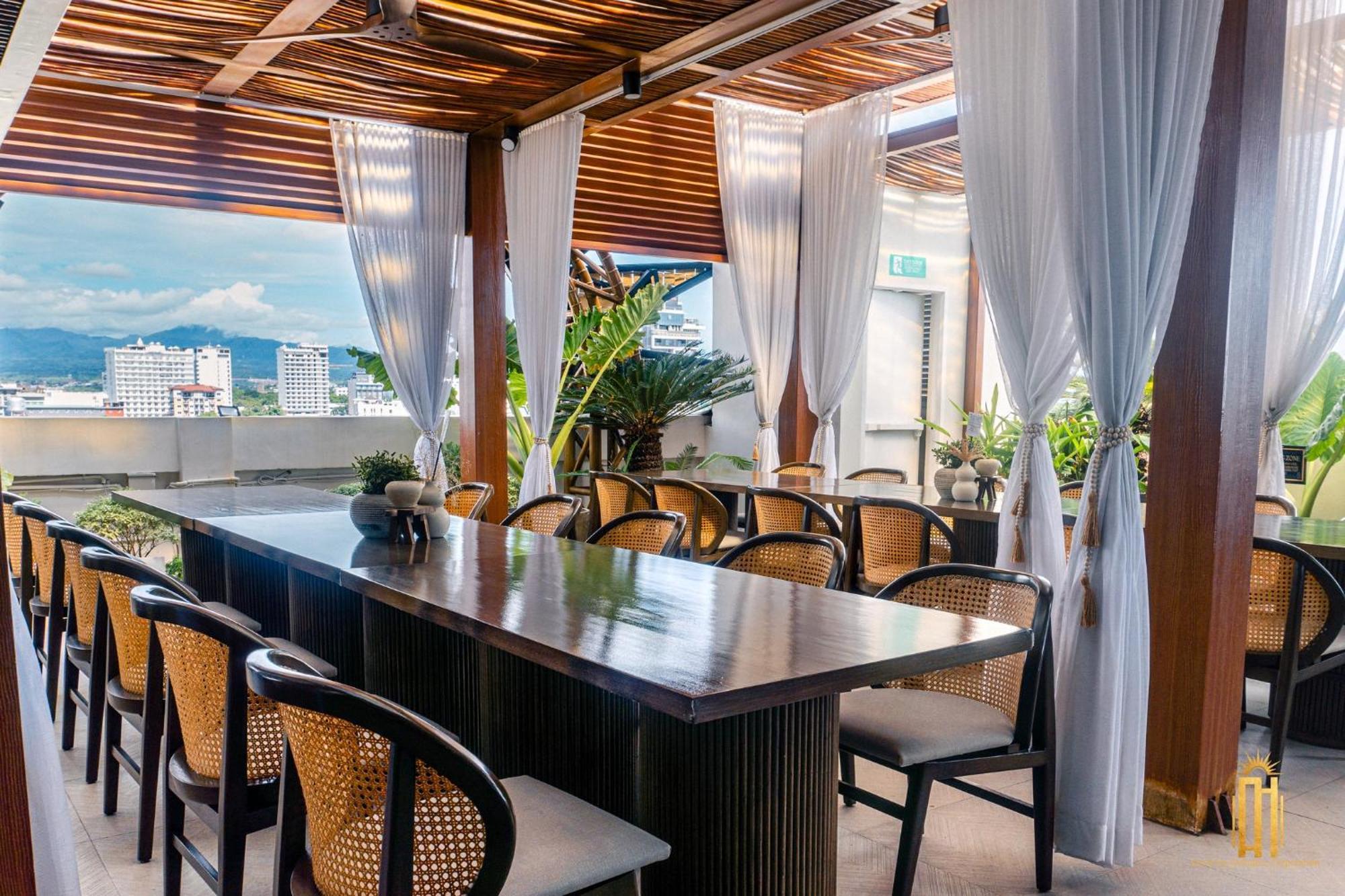 Azzurro Hotel Angeles Eksteriør billede
